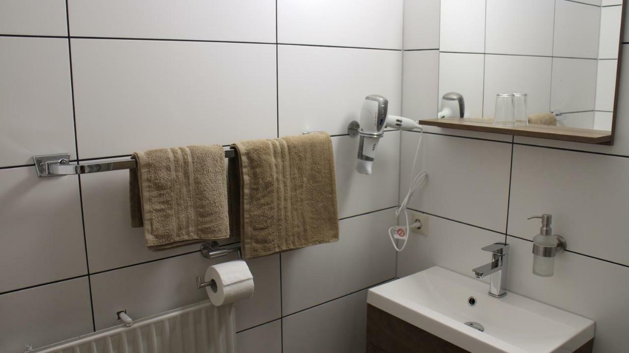 Hotel Glas Fluorn-Winzeln Buitenkant foto