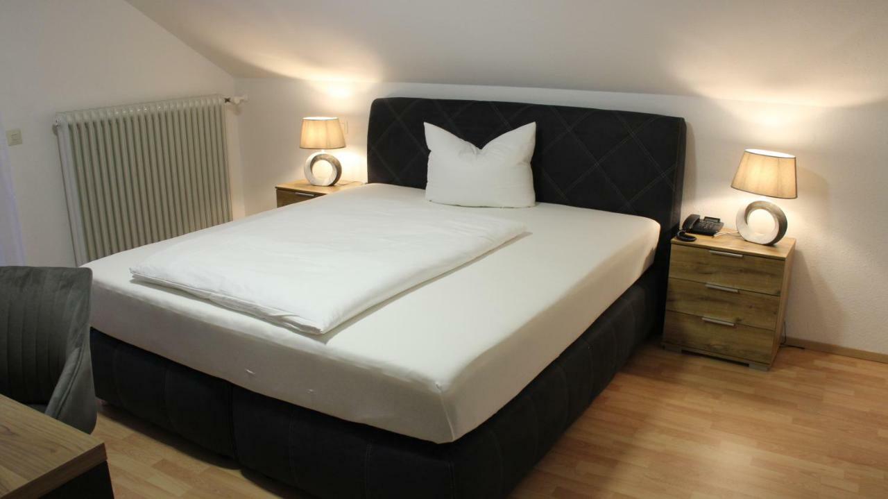 Hotel Glas Fluorn-Winzeln Buitenkant foto