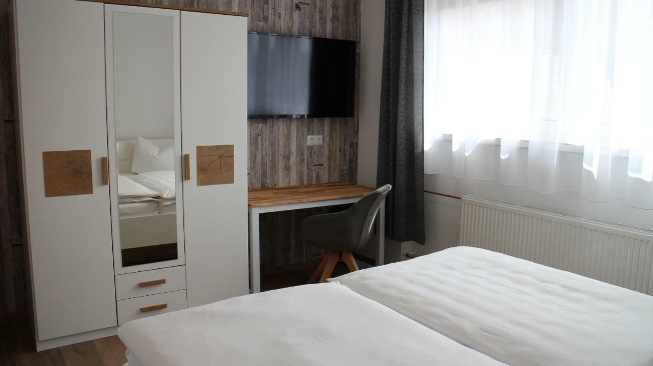 Hotel Glas Fluorn-Winzeln Buitenkant foto