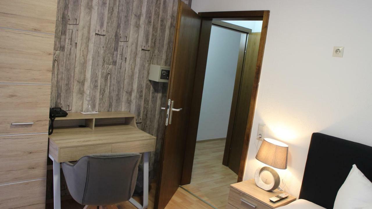 Hotel Glas Fluorn-Winzeln Buitenkant foto
